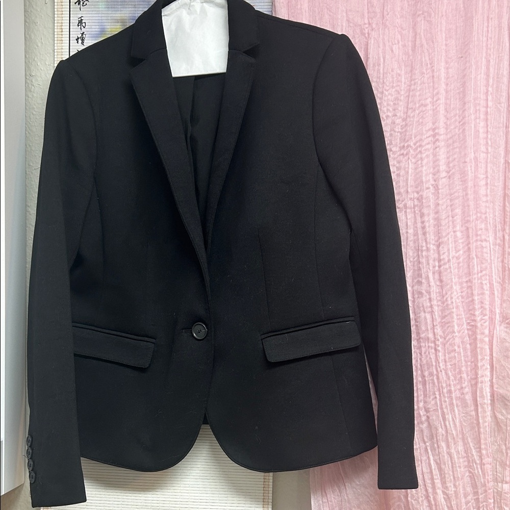 Ann Taylor Black Buttoned Blazer